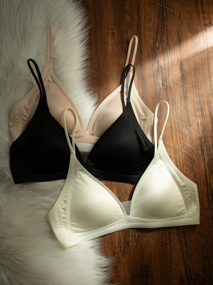 French Deep V Triangle Bralette Wireless Thin Bra product view 16