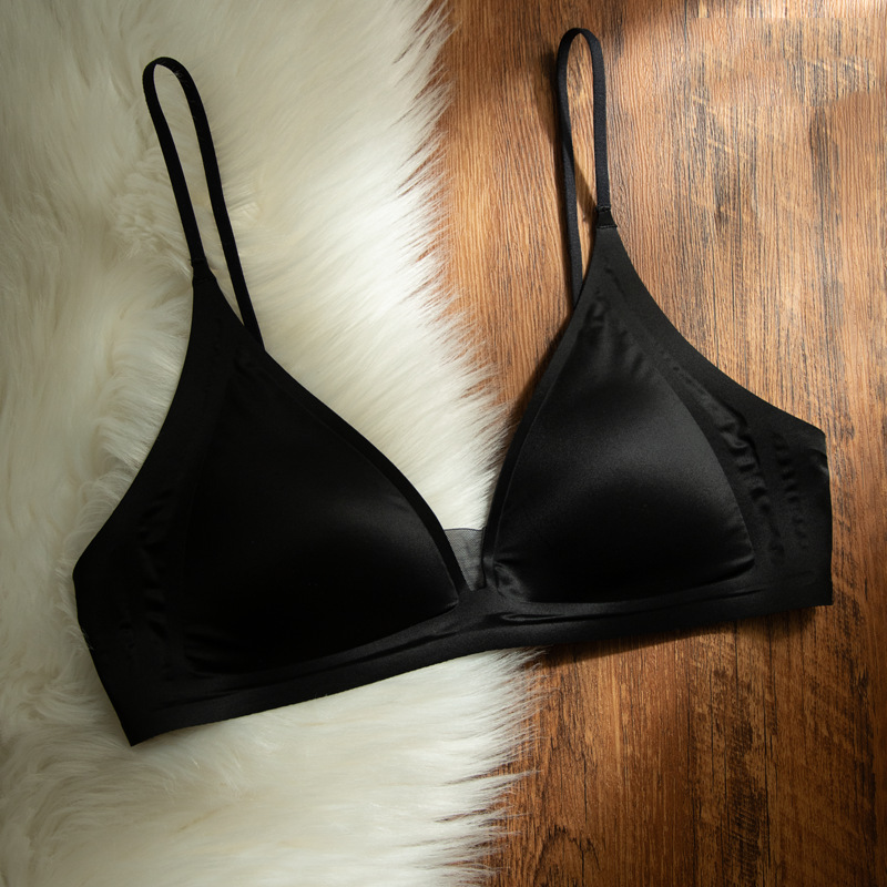 French Deep V Triangle Bralette Wireless Thin Bra product view 4